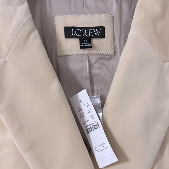 J.Crew Cropped double-breasted blazer in stretch velvet - Picture 7 of 11